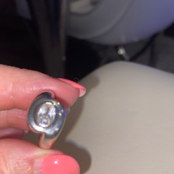 Elegant Silver Women's Ring
Final sale More of - Picture 2 of 4